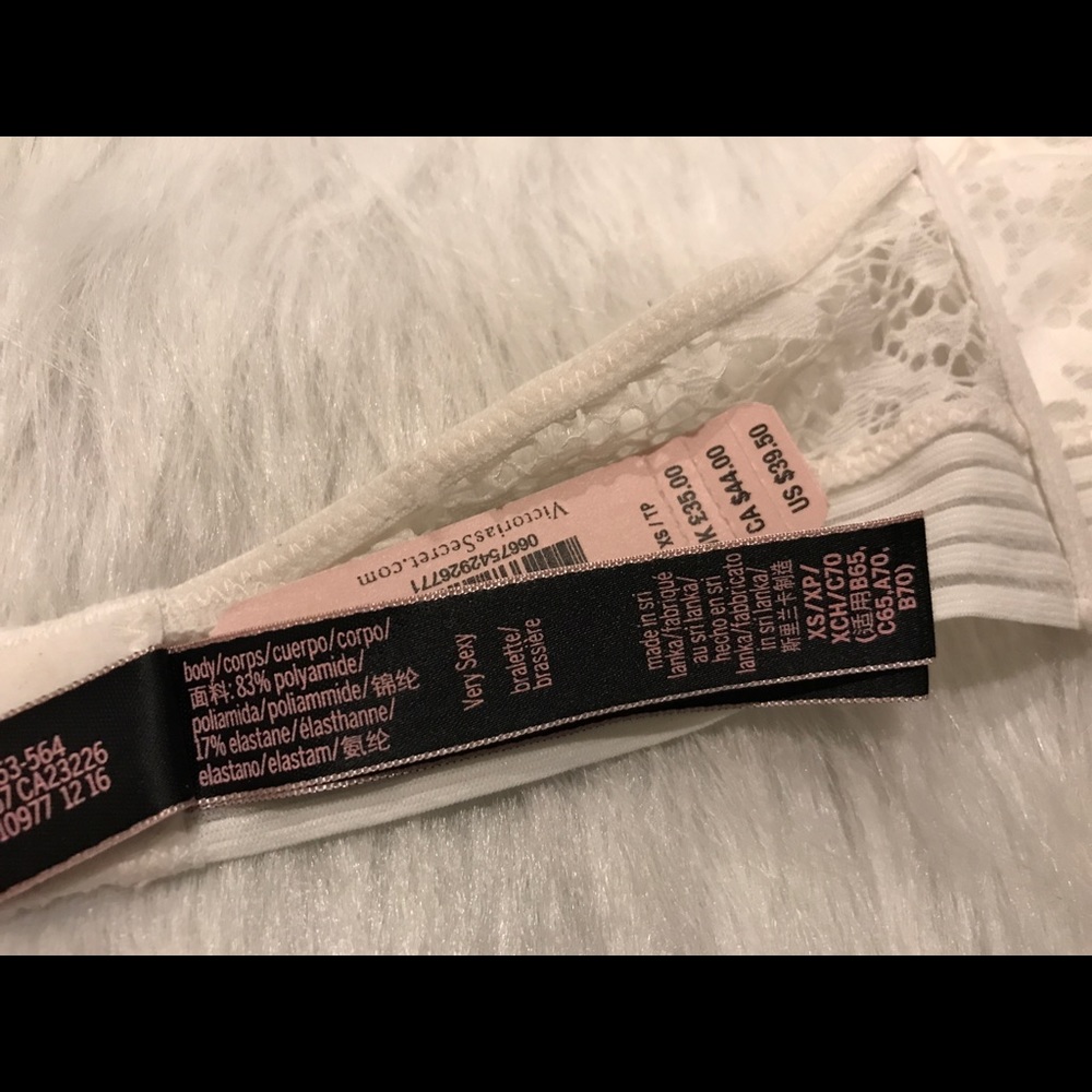 NWT VS Very Sexy Keyhole High Neck Bralette - Picture 6 of 8